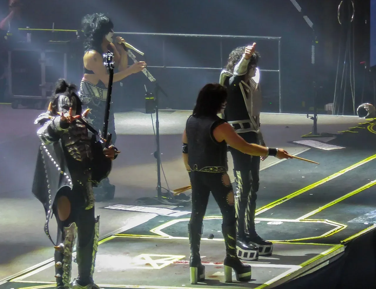 7. Paul Stanley - Born Half-Deaf and Turned It into Spectacle (Image Credits: Pixabay)