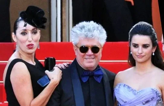 Pedro Almodóvar and Penélope Cruz (Image Credits: Wikimedia)