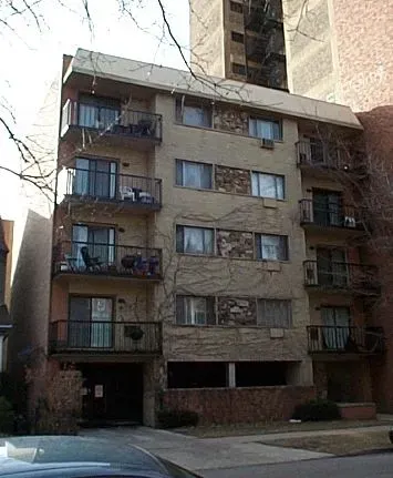 Red Flag #1: The Rent Is Suspiciously Cheap (Four plus one = ?, CC BY 2.0)