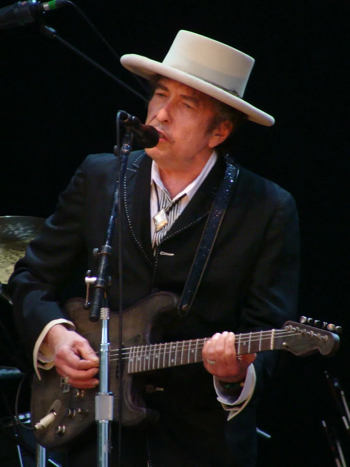 Like a Rolling Stone - Bob Dylan (Image Credits: Wikimedia)