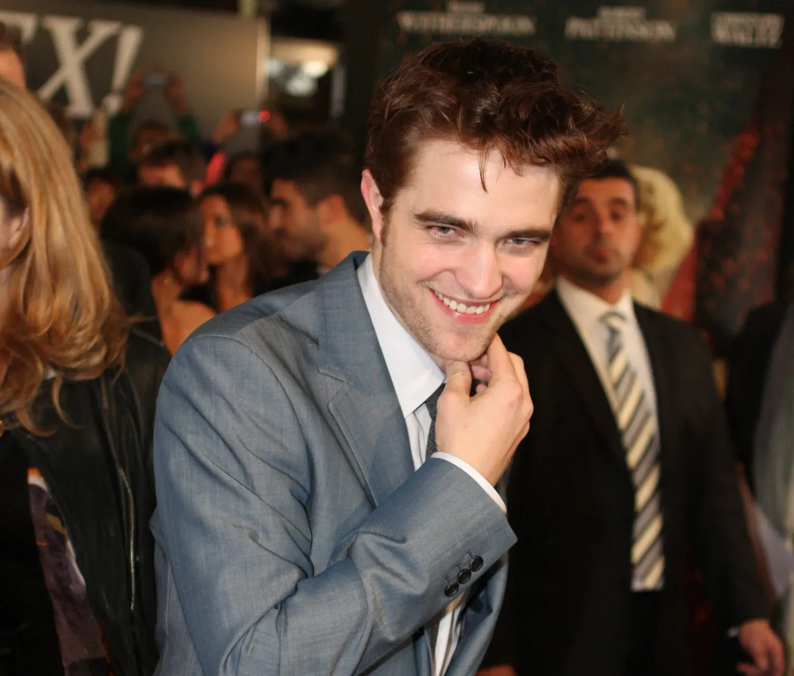 Reese Witherspoon and Robert Pattinson's cold-plagued kiss (Image Credits: Wikimedia)