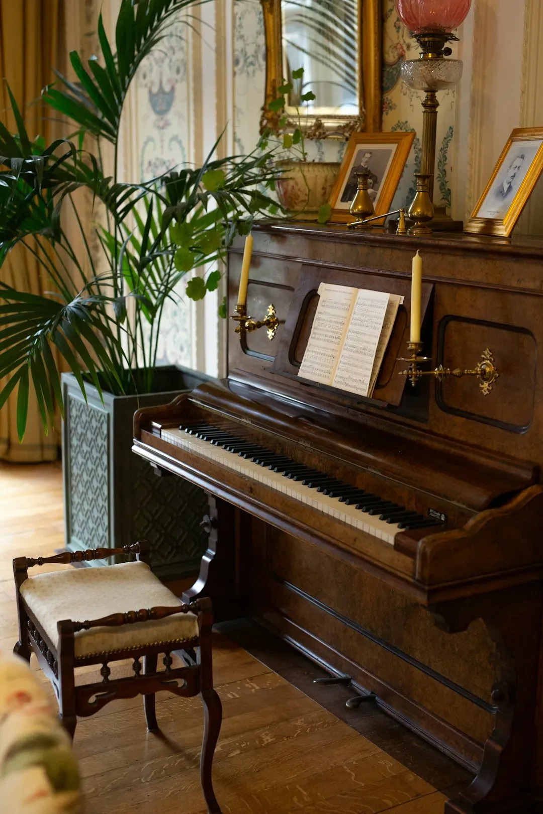 14. The Casablanca Piano – $3.4 Million (Image Credits: Unsplash)