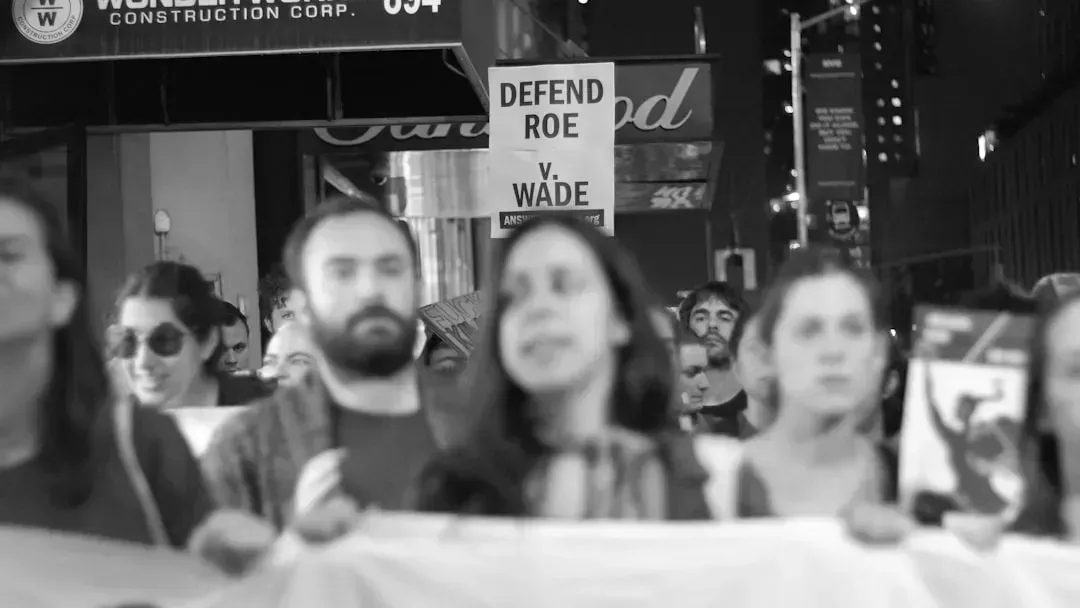 2. Roe v. Wade (1973): The Ruling That Never Stopped Being Controversial (Image Credits: Unsplash)