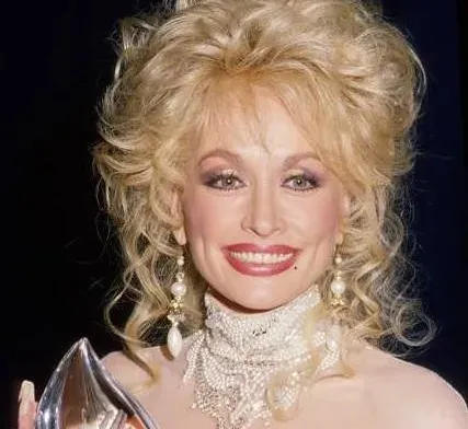 2. Dolly Parton (Image Credits: Flickr)