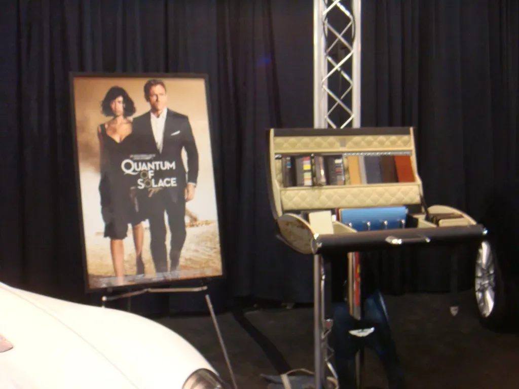 3. The Sweeping Non-Sweeper - Quantum of Solace (2008) (Debs (ò‿ó)♪, Flickr, CC BY 2.0)