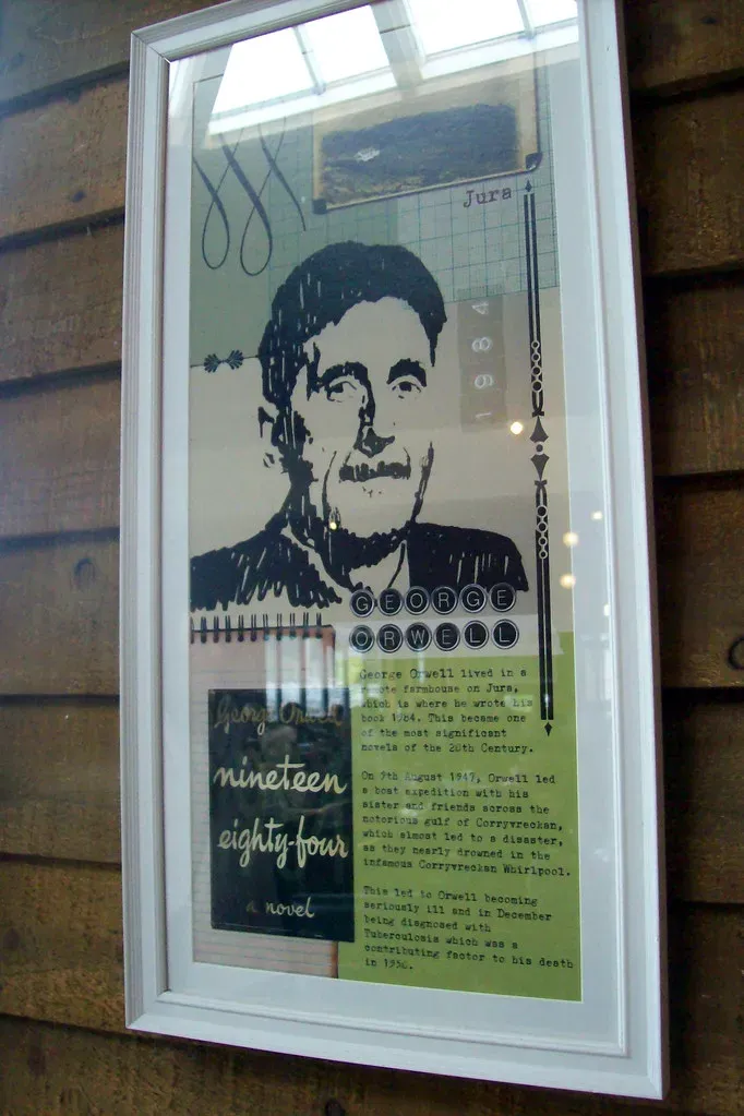 11. Down and Out in Paris and London by George Orwell (1933) (summonedbyfells, Flickr, CC BY 2.0)