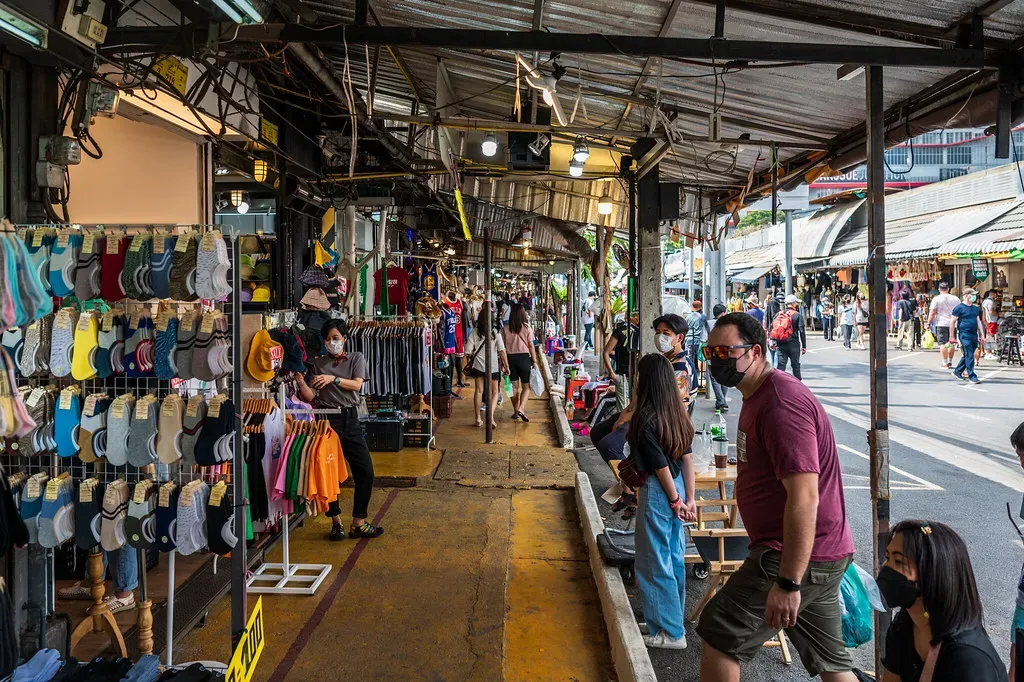 Chatuchak Weekend Market, Bangkok, Thailand (Image Credits: Flickr)
