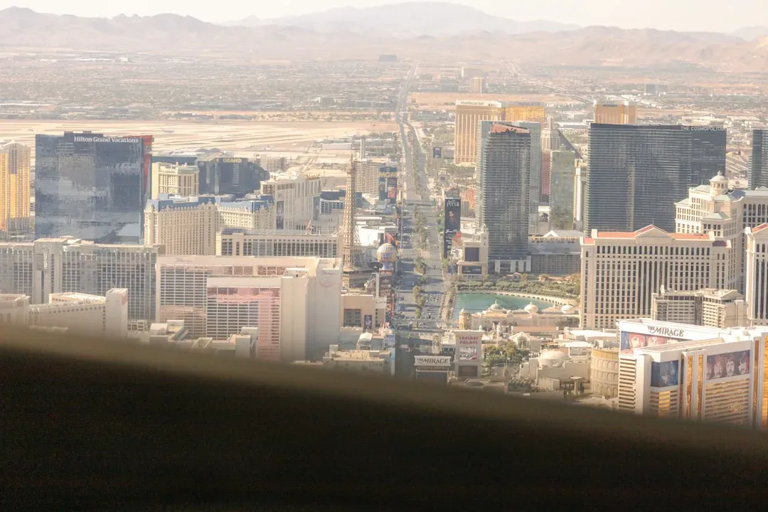 East Las Vegas: A Neighborhood Bearing a Heavier Load (Image Credits: Unsplash)