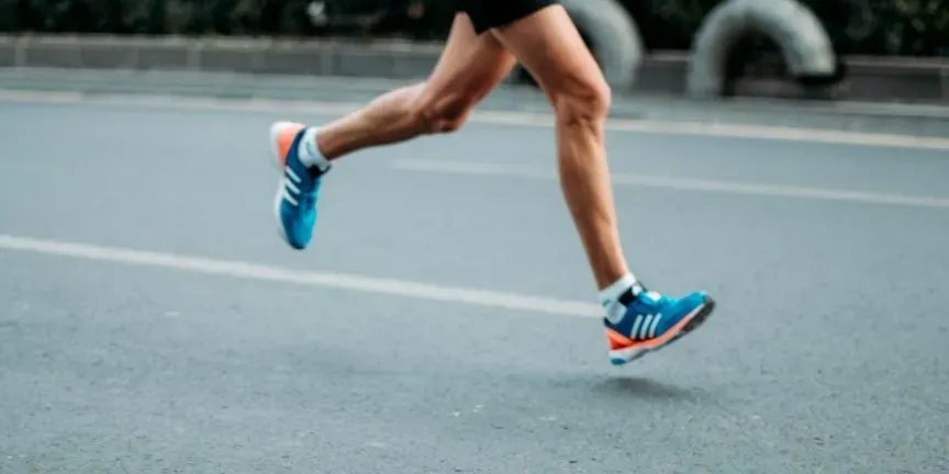 4. The Running Man by Stephen King (as Richard Bachman) (Image Credits: Unsplash)