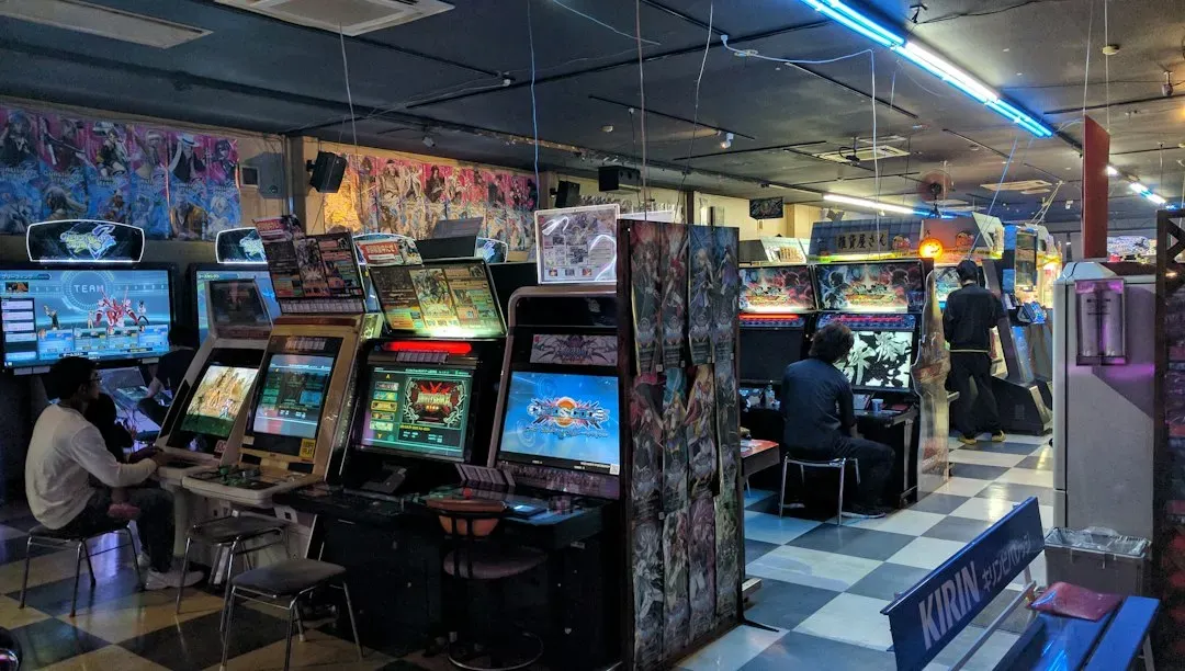 The Arcade Cabinet and Quarters (Image Credits: Unsplash)