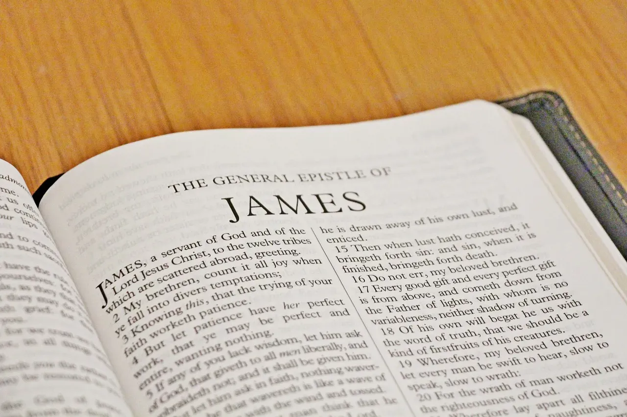 2. Ulysses by James Joyce (Image Credits: Pixabay)