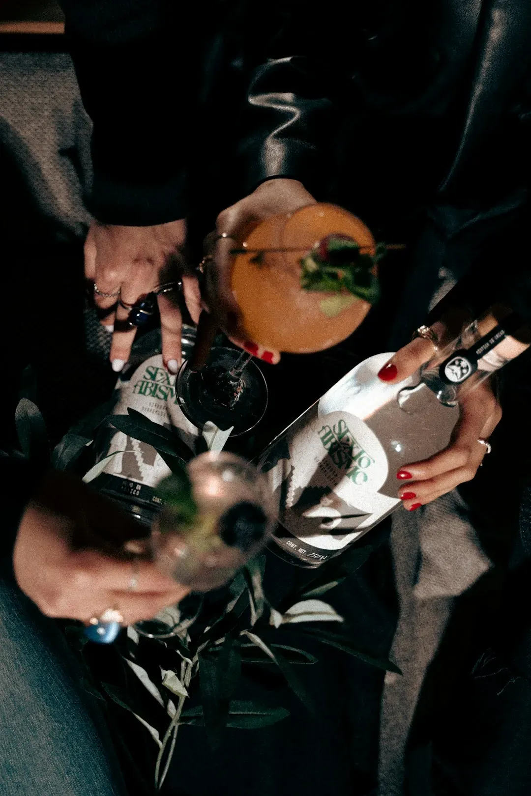 The Gin and Cigarettes of Jazz Age Decadence (Image Credits: Unsplash)