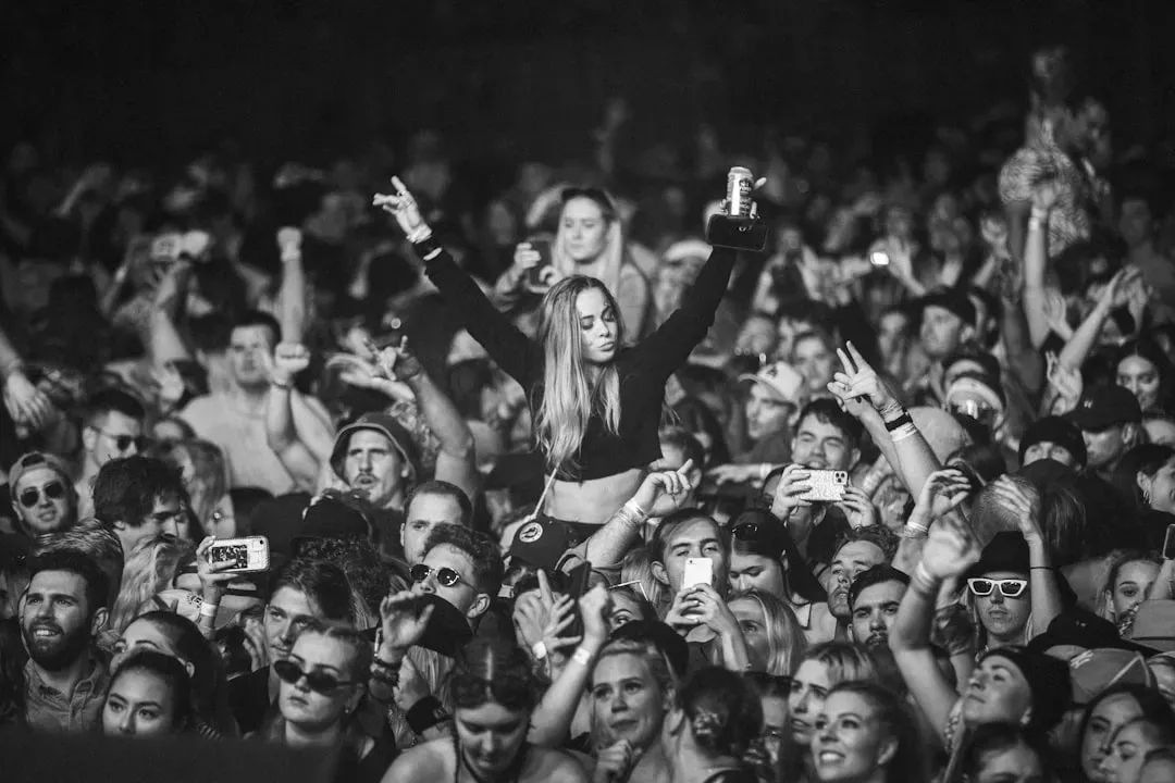 1. The Crowd Begins to Think of Itself as a Community (Image Credits: Unsplash)