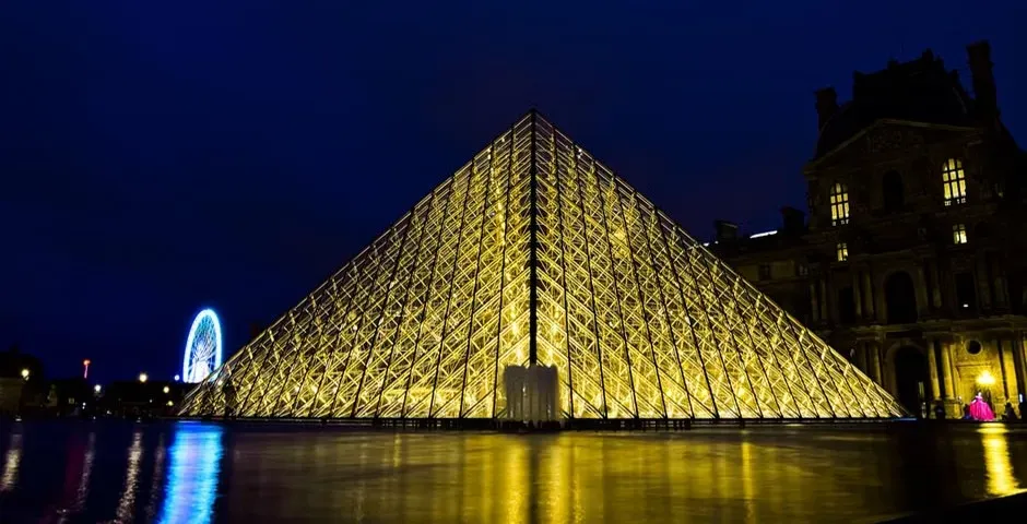 8. The Louvre, Paris, France (Image Credits: Pexels)