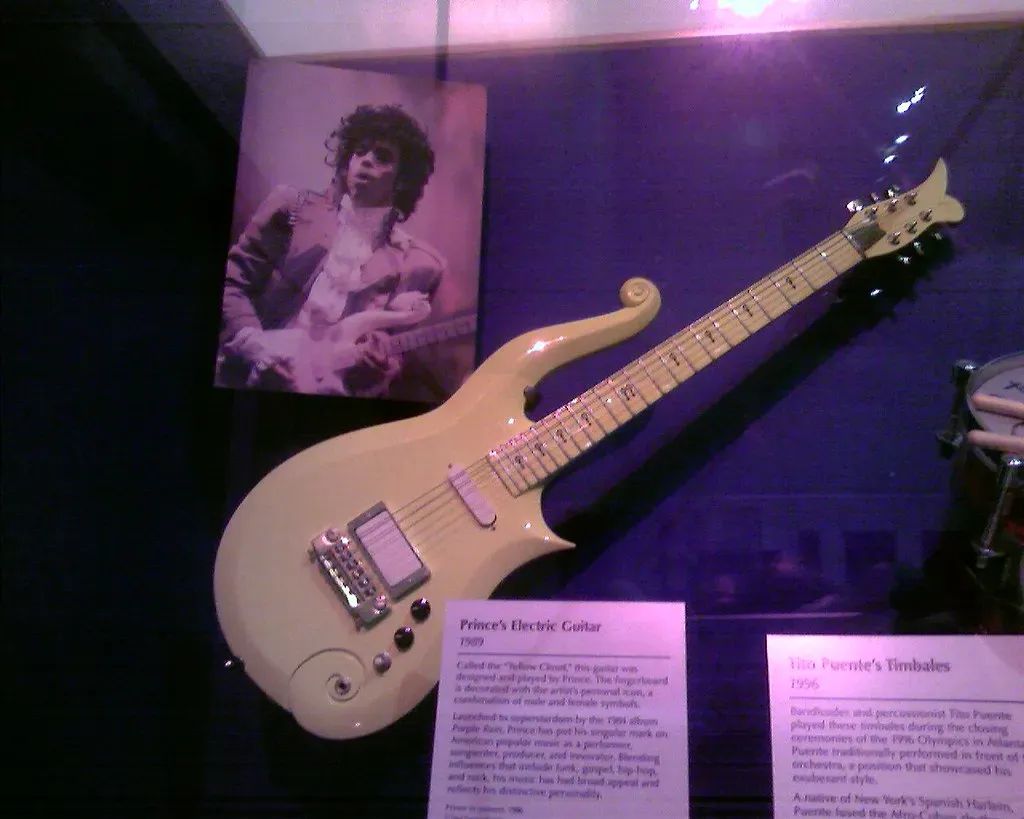 "When Doves Cry" - Prince (1984) (*ejk*, Flickr, CC BY-SA 2.0)