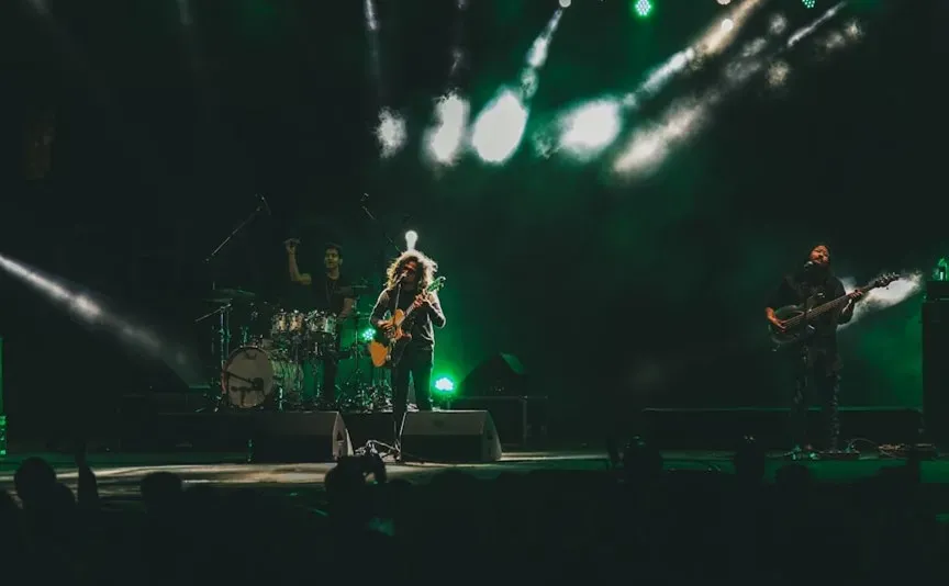 5. Altamont Free Concert (1969): The Free Festival That Rewrote Safety Rules Forever (Image Credits: Unsplash)