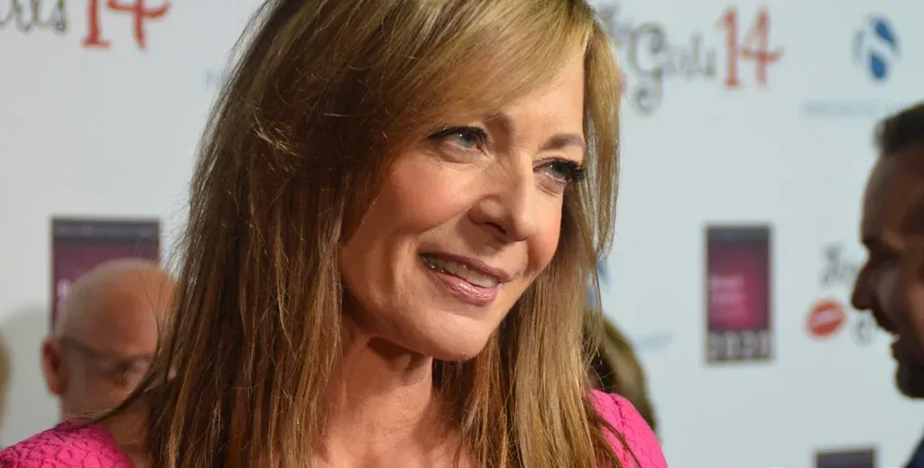 2. Allison Janney (Image Credits: Flickr)