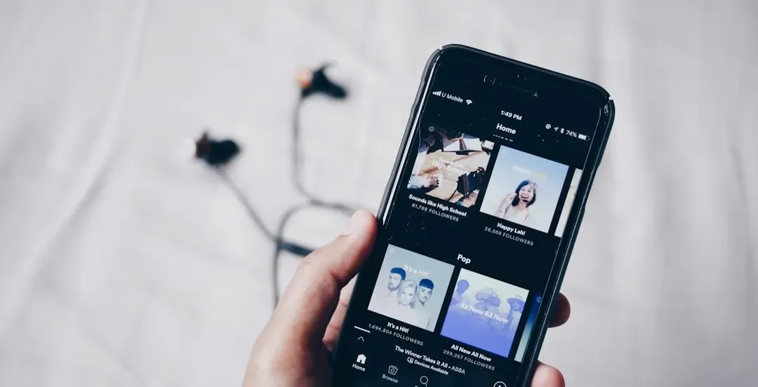 Recent examples show the strategy is still alive (Image Credits: Unsplash)
