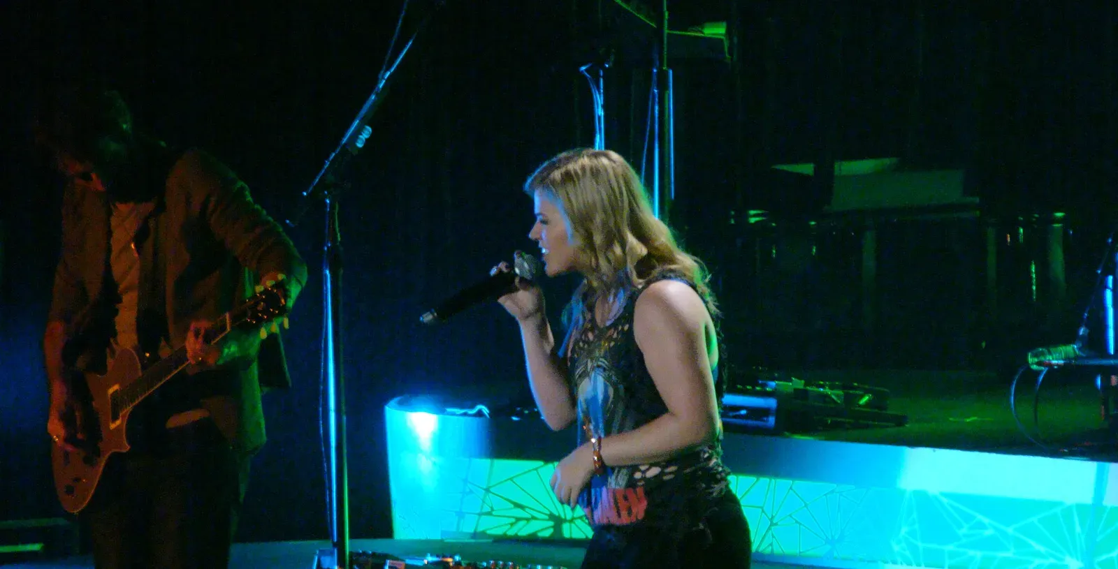 Since U Been Gone: Both Pink and Hilary Duff turned it down (Image Credits: Wikimedia)