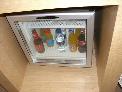 The $50 Sign That Went Viral for All the Right Reasons (Image Credits: Flickr)