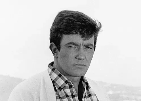 Albert Finney (Image Credits: Wikimedia)