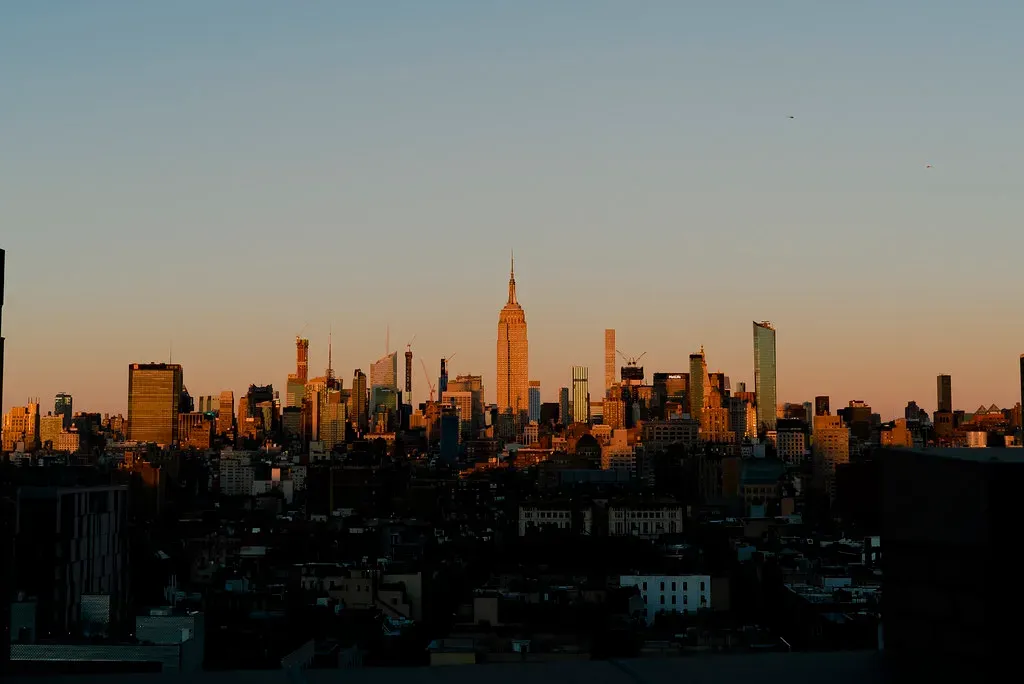 7. The Empire State Building was rushed up in a race against the Depression (gracewardphotographynyc, Flickr, CC BY 2.0)