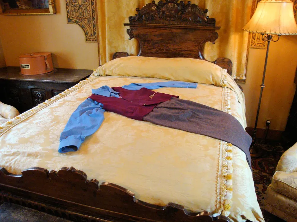 Work Schedules and Life Changes Are Accelerating the Trend (jimg944, Flickr, CC BY 2.0)