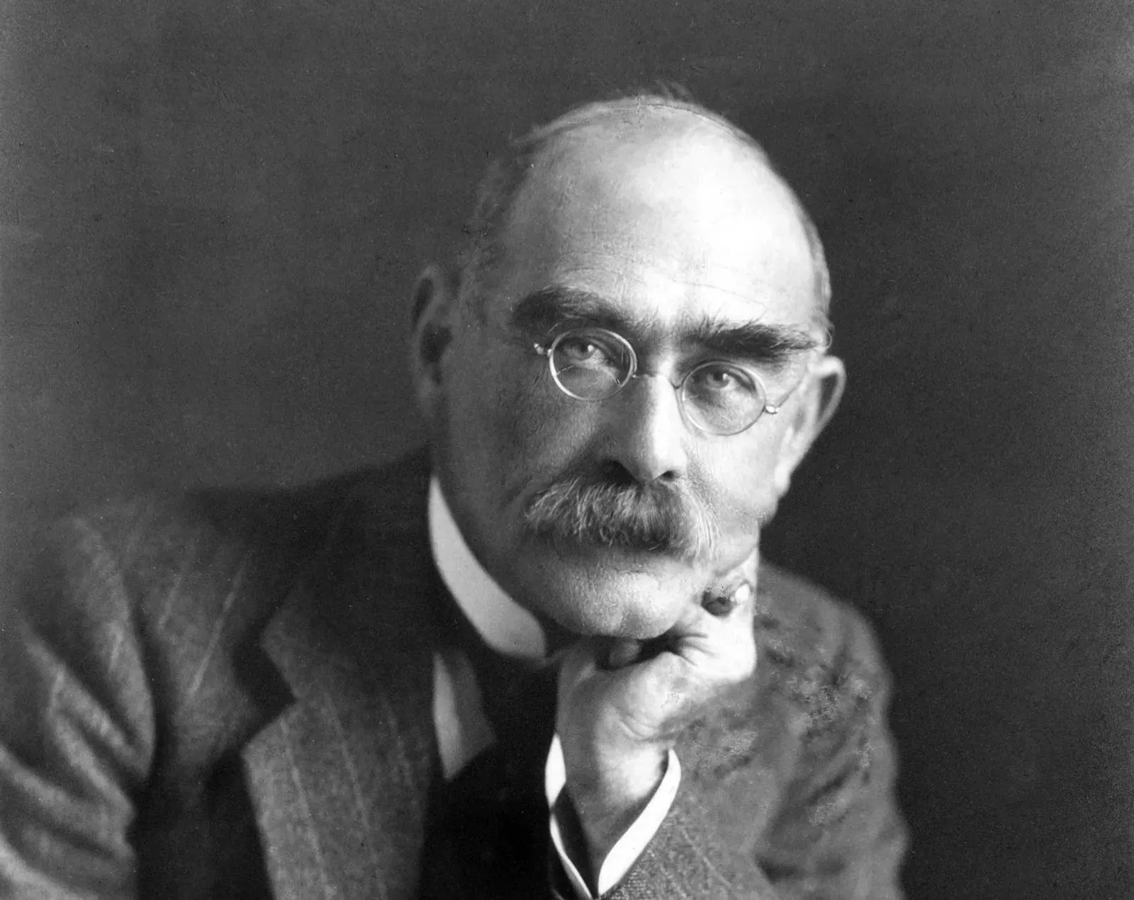 Rudyard Kipling (Image Credits: Wikimedia)