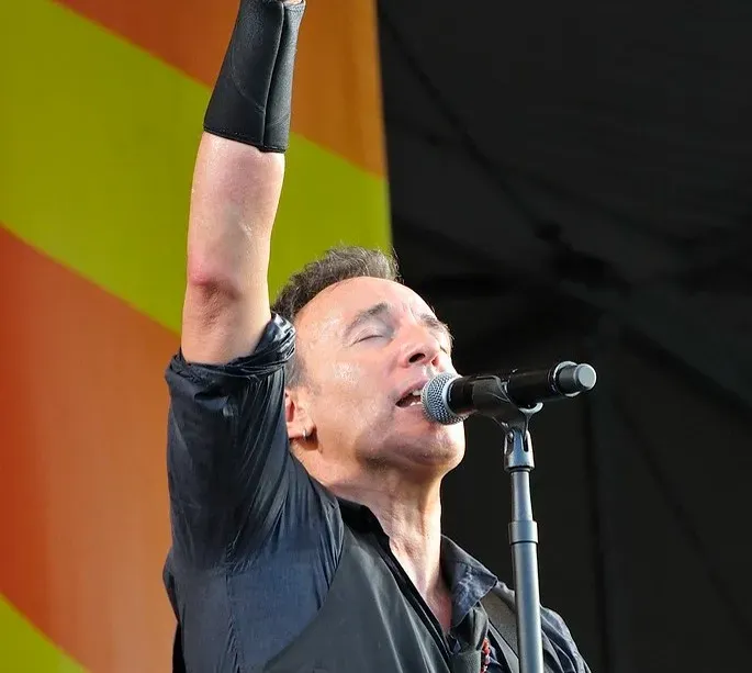 Bruce Springsteen's Nebraska: a bedroom, a boombox, and an accident (Image Credits: Flickr)