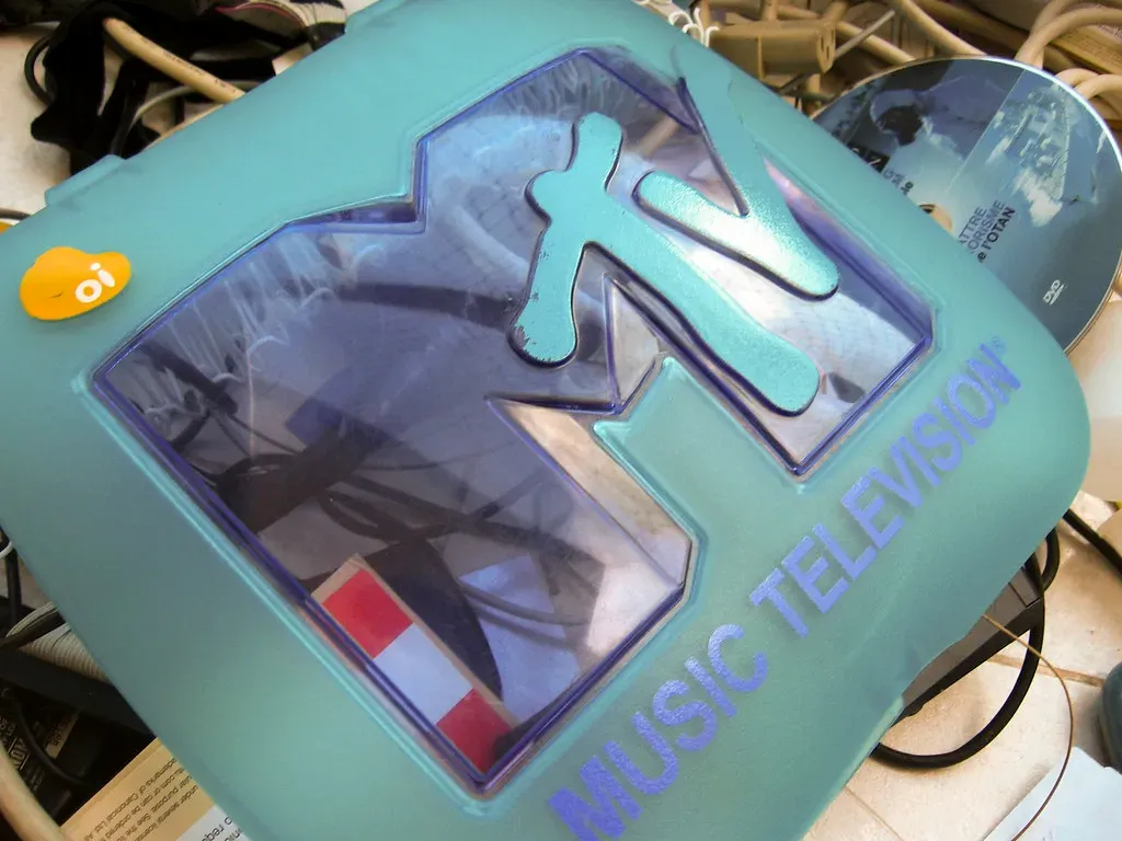 Nirvana on MTV Unplugged, 1993 (Image Credits: Flickr)