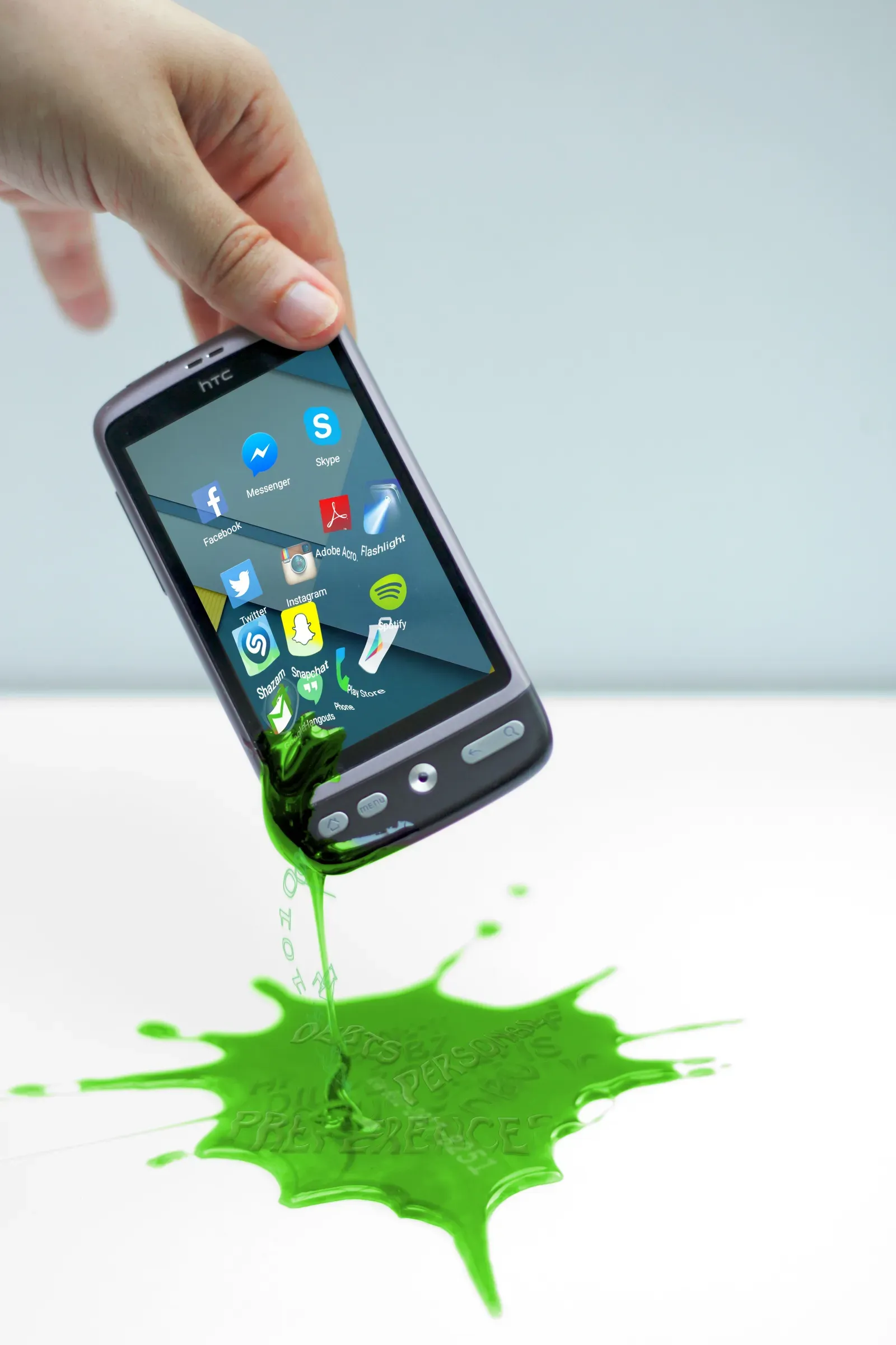 Third-Party Tech Providers Store Your Information (Image Credits: Wikimedia)