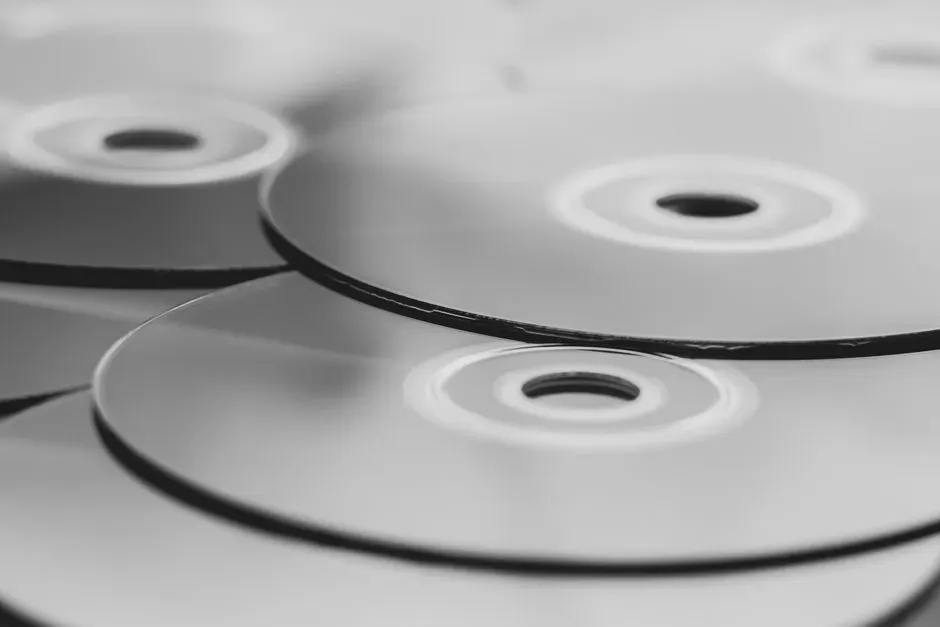 Super Audio CD (SACD): When Better Sound Wasn't Enough (Image Credits: Pexels)