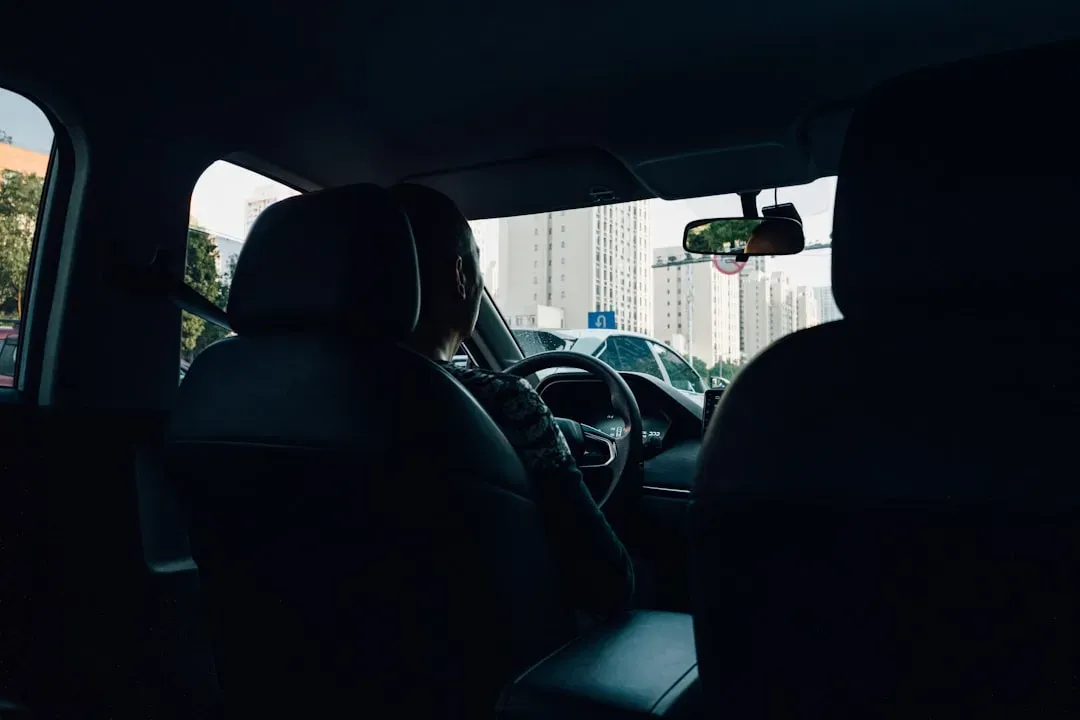 Taxi Driver's Mirror Scene Was Entirely Improvised (Image Credits: Unsplash)