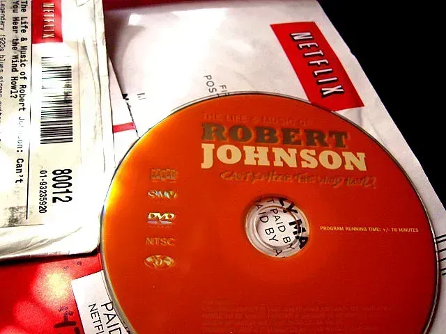 3. Robert Johnson: The Bluesman Who Sold Nothing But Influenced Everything (Image Credits: Flickr)