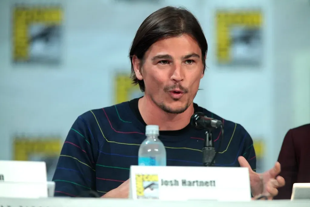 2. Josh Hartnett: The Hampshire Countryside, England (Image Credits: Flickr)