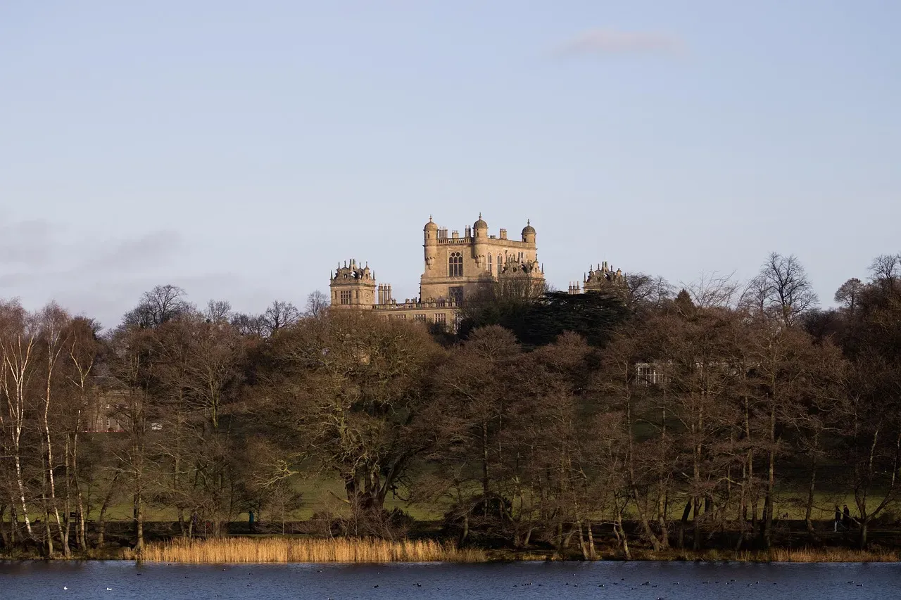 Nottingham Castle: The Secret Passage That Toppled a Ruler (Image Credits: Pixabay)