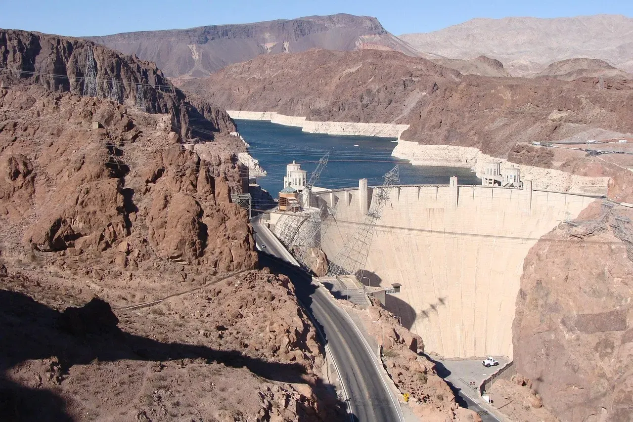 The Tourism Economy and Hoover Dam Factor (Image Credits: Pixabay)