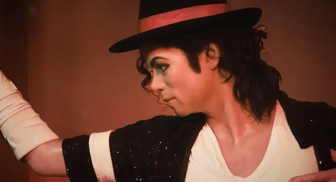 6. The Jacksons' Victory Tour and Its Ticketing Backlash (Image Credits: Unsplash)