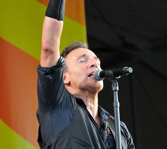 5. Bruce Springsteen – "Born to Run" (1975) (Image Credits: Flickr)