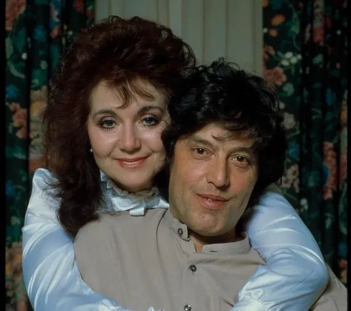 Tom Stoppard - Rosencrantz and Guildenstern Are Dead (1990) (Image Credits: Rawpixel)