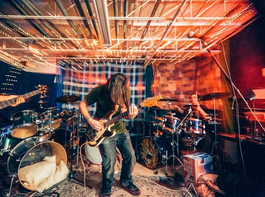 4. Hüsker Dü - The Bridge Between Fury and Melody (Image Credits: Pexels)