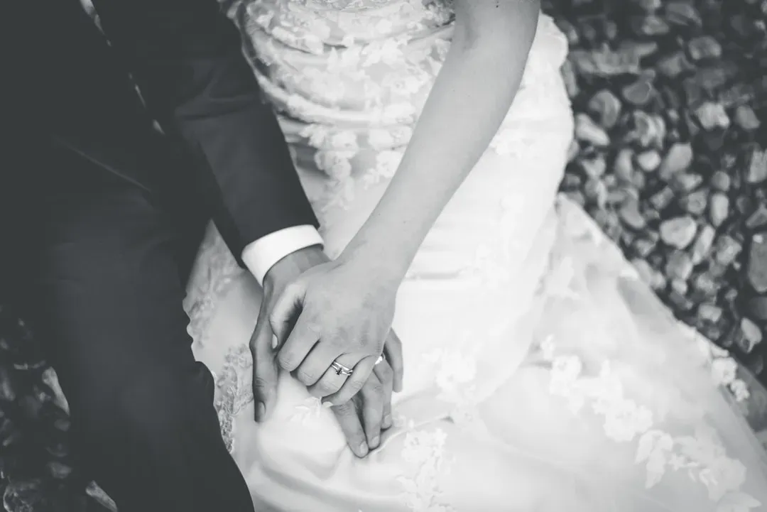 1. Gone Girl by Gillian Flynn - The Marriage That Made Your Skin Crawl (Image Credits: Unsplash)