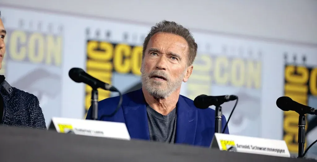 Arnold Schwarzenegger, Danny DeVito, and a full salary waiver (Image Credits: Flickr)