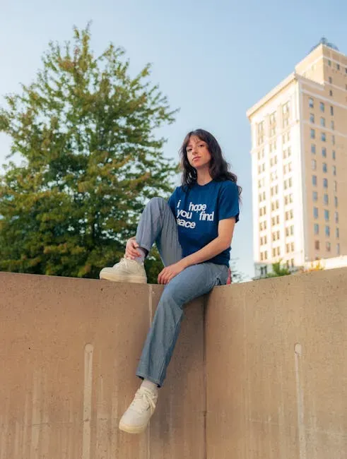 4. Casual Streetwear, Miles Away from the Strip (Image Credits: Pexels)