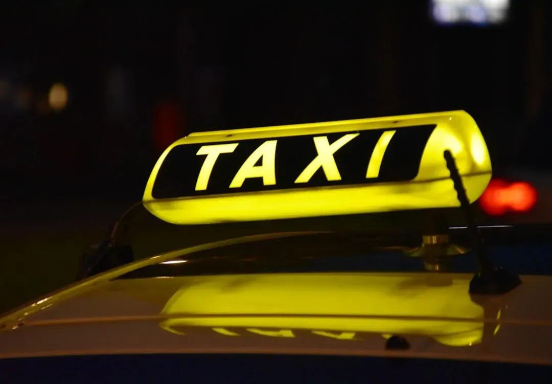 2. Taxi Driver (1976) (Image Credits: Unsplash)