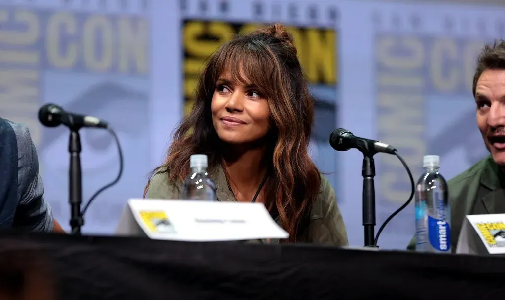 4. Halle Berry as Patience Phillips in Catwoman (2004) (Image Credits: Flickr)