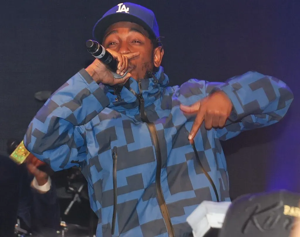 Right: Kendrick Lamar's Historic Five-Grammy Sweep (connie093, Flickr, CC BY-SA 2.0)