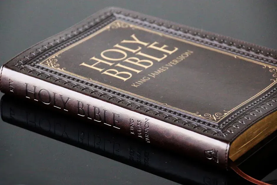 The Bible – Sacred Text, Secular Crime (Image Credits: Pexels)