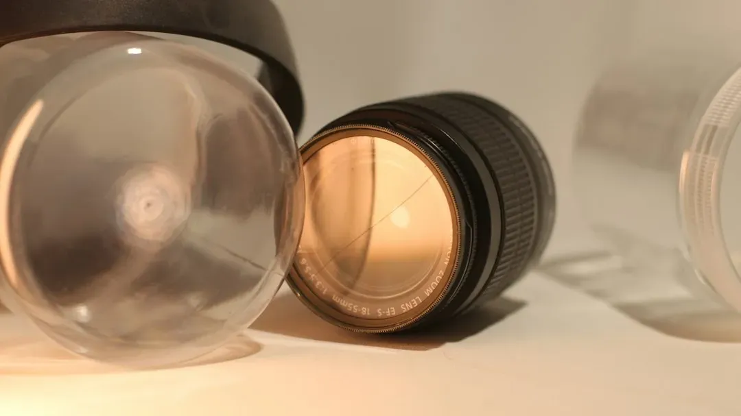 The Problem With Ordinary Lenses (Image Credits: Unsplash)