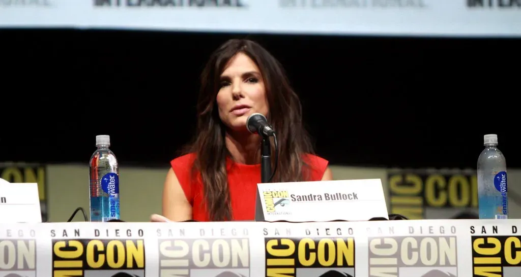 Sandra Bullock, Bartender in New York (Image Credits: Flickr)
